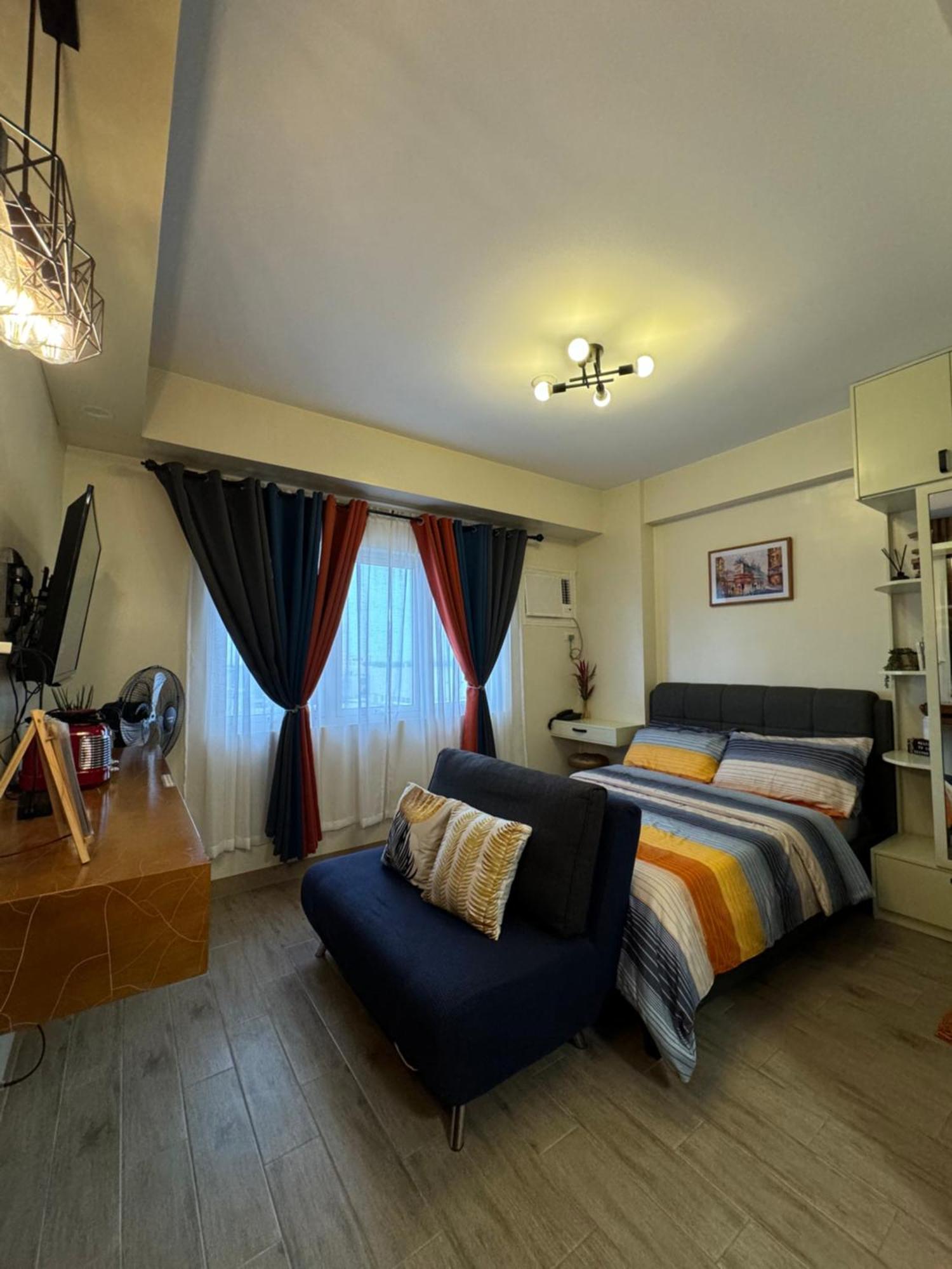 Condo Home With Fast Wifi In Bacolod City エクステリア 写真
