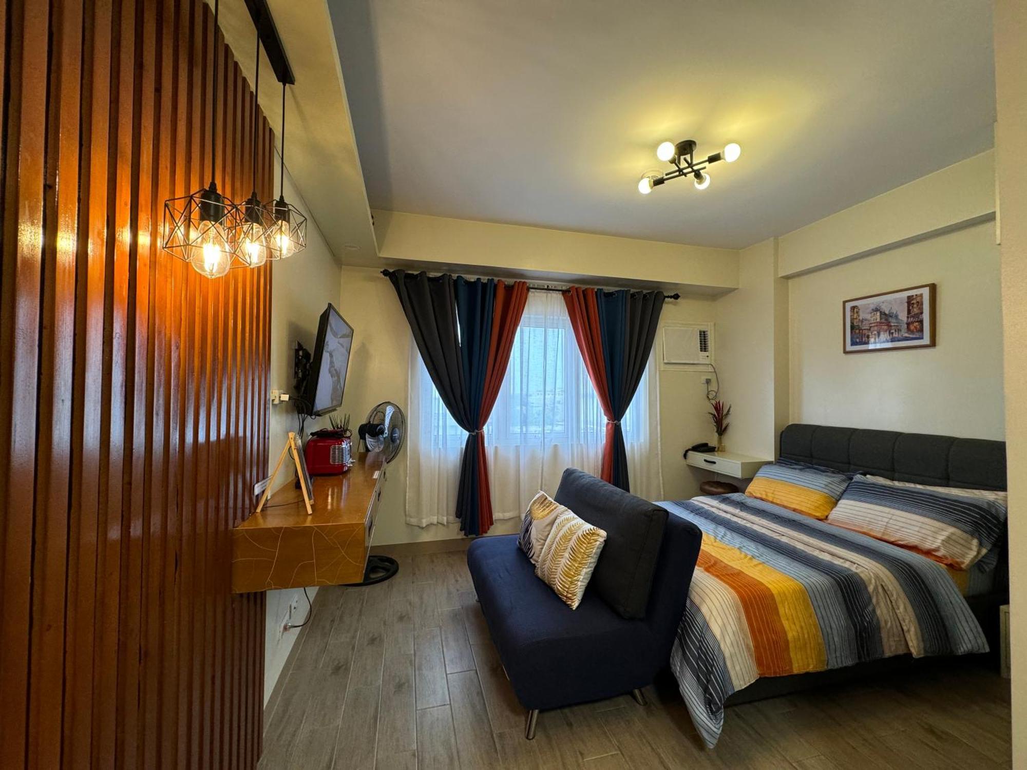 Condo Home With Fast Wifi In Bacolod City エクステリア 写真